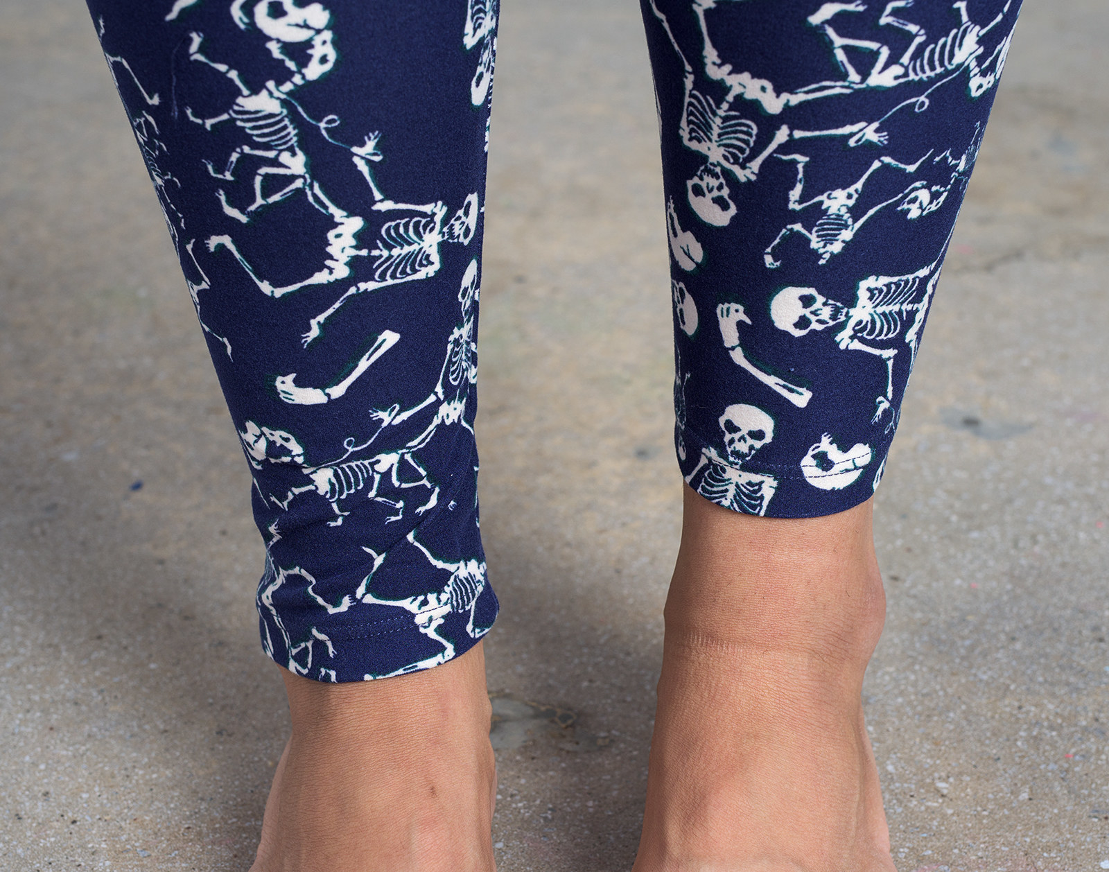 Lularoe pug leggings hotsell