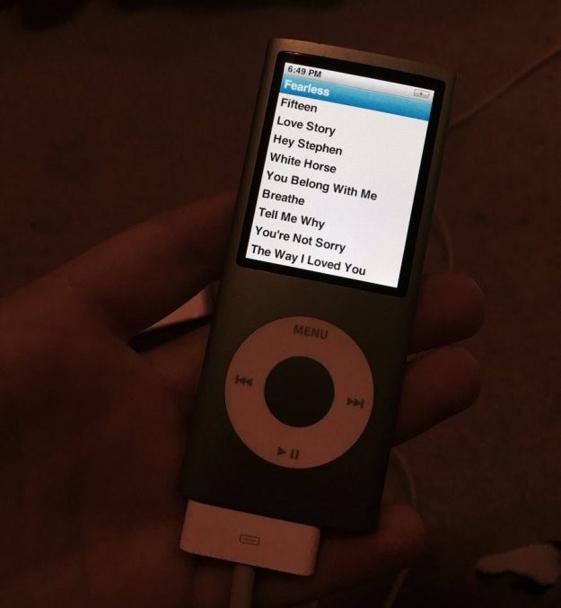 Et vous écoutiez vos musiques piratées sur votre iPod Nano.