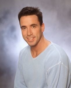 Sean never formed any alliances or tried to back stab anybody. He voted purely on the "Alphabet System". Voting for people in alphabetical order.