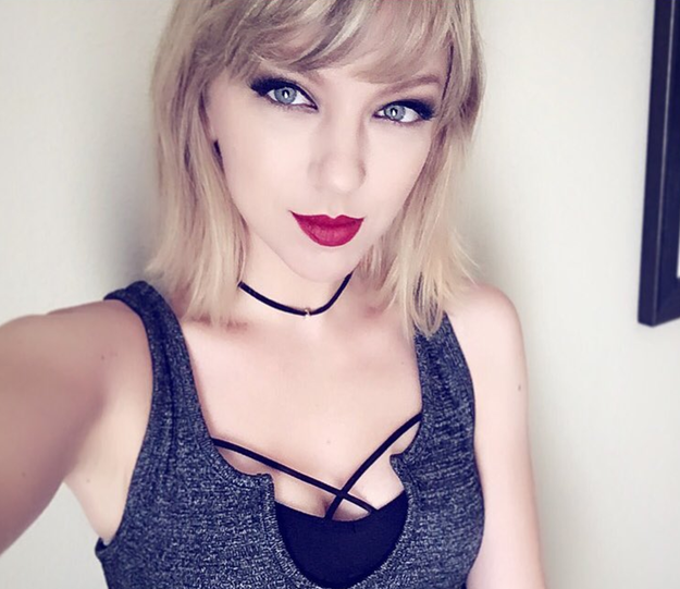 This is April Gloria, who pretty much looks exactly like Taylor Swift.