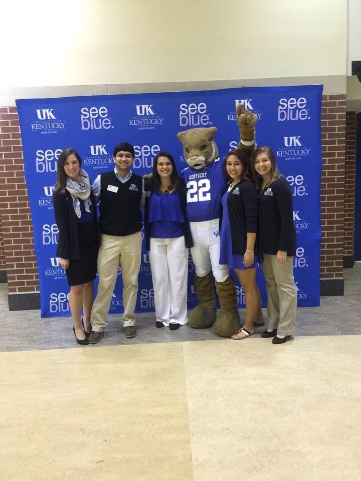 One of the best things about being an Arts and Sciences Ambassador is the opportunity to go to Preview Nights and talk to prospective students about how great the College of A&S is. Plus you get to take a picture with the Wildcat!