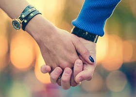 投票 どの段階から許せない 人前でイチャイチャするカップル 投票 どの段階から許せない 人前でイチャイチャするカップル