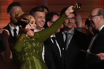O amor entre Adele e Beyoncé no Grammy é o que nos dá esperança neste mundo