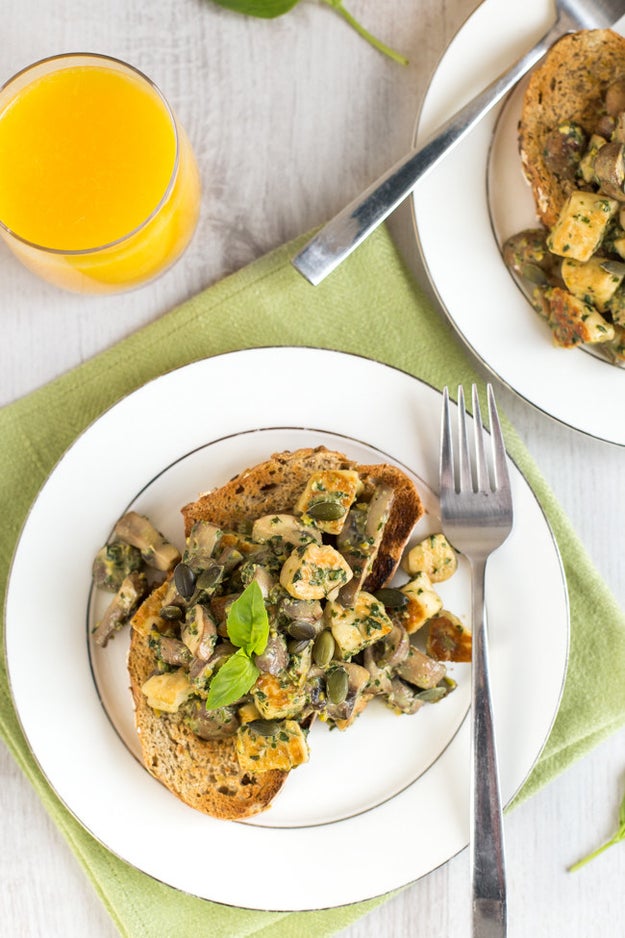 12 Incredibly Tasty Ways To Eat Mushrooms For Breakfast