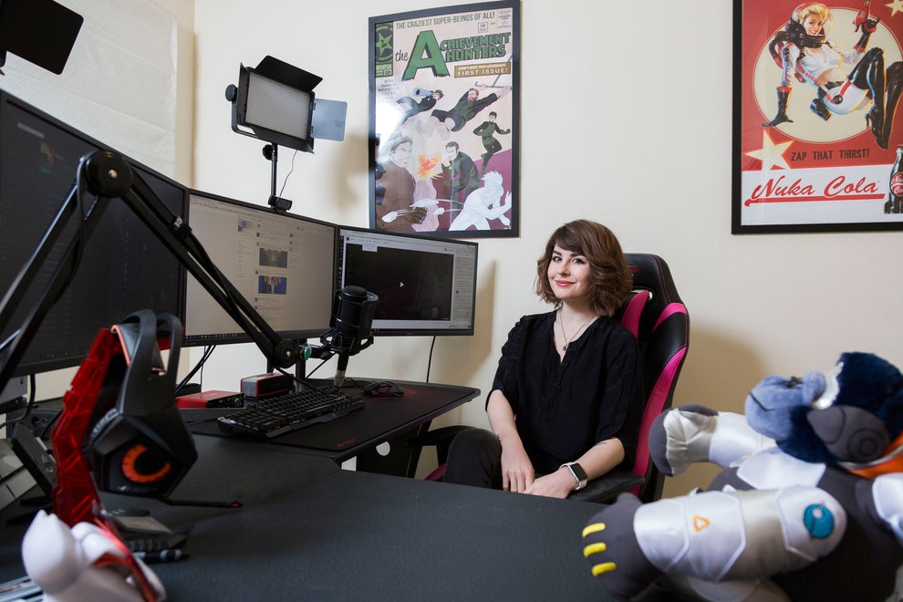 These Gamers Make Money By Streaming Their Play