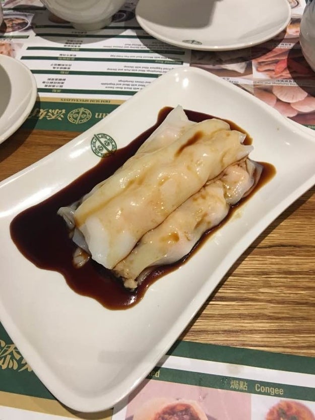 Steamed Rice Roll Stuffed with Shrimp and Chinese Chives