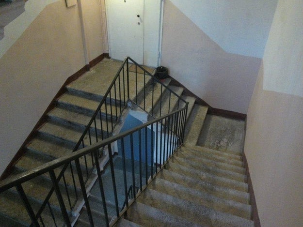 Mira, esta escalera es una metáfora de tu situación emocional.