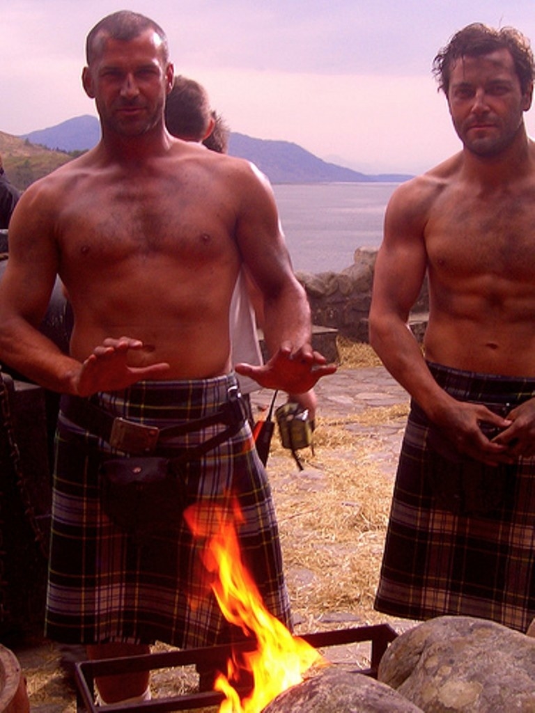 19 Guys In Kilts Who Just Want You To Know Theyre Here For You If You Need Anything