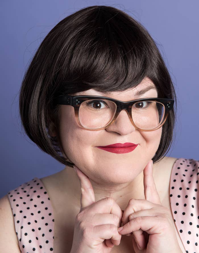 This Is What The Same Woman Looks Like With Five Different Short