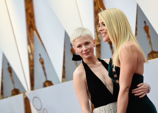 Michelle Williams, y su mejor amiga, Busy Phillips porque muchas veces la mejor pareja es tu BFF.