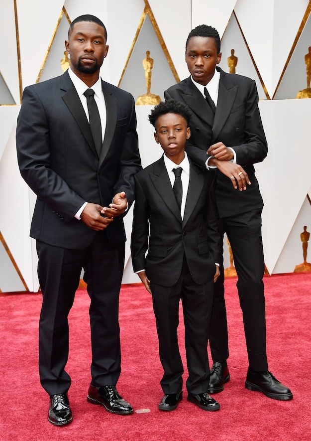 Tonight, all three actors who play Chiron appeared together on the Oscars red carpet looking dapper AF.