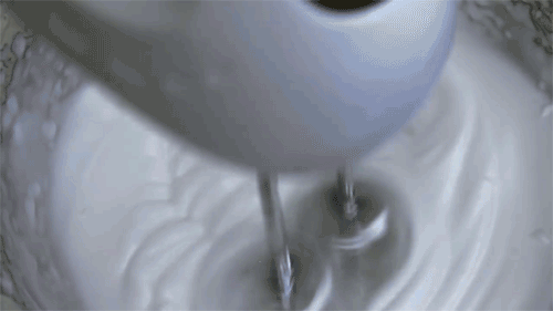 It's the same consistency of regular whipped cream and the taste is very, very mild.