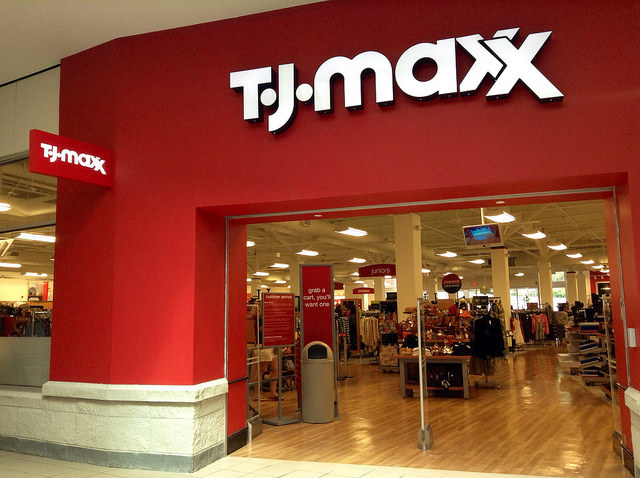 T-MAX Outlet Store