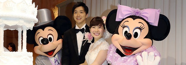 ステキ 福原愛さんの幸せ披露宴 デザートは卓球ラケット型 ステキ 福原愛さんの幸せ披露宴 デザートは卓球ラケット型