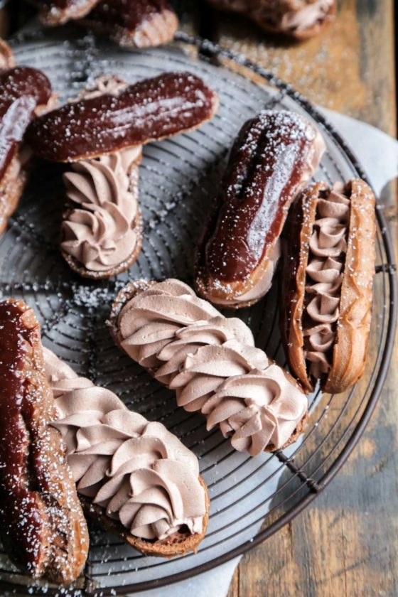 15 Drool-Worthy Valentine's Day Desserts You'll Fall In Love With