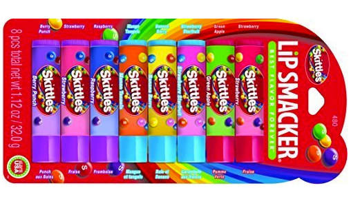 Si eres fan de los Skittles y de los lipsticks, este set de labiales de sabores te enamorará sin duda ($721).