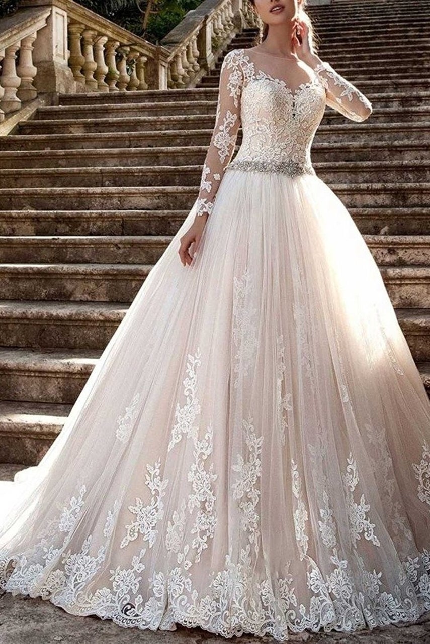 20 Gorgeous Wedding Dresses You Won't Believe You Can Get On Amazon
