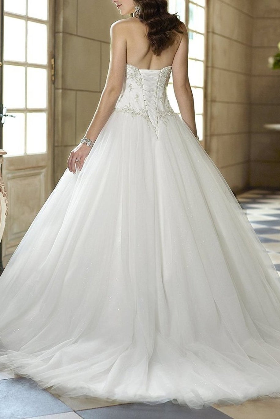 20 Wedding Dresses You Won't Believe You Can Get