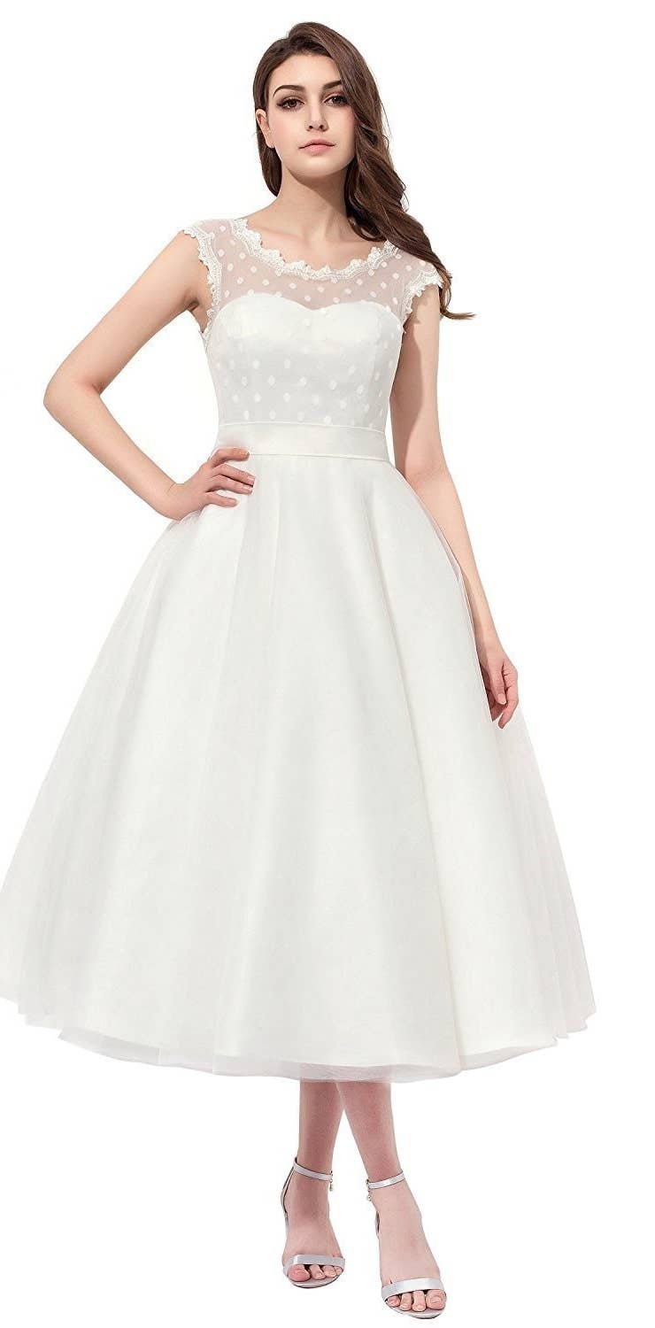 20 Gorgeous Wedding Dresses You Won't Believe You Can Get On