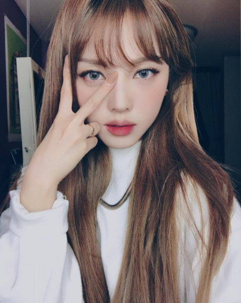 This is Hye-Min Park, better known as Pony Makeup. She's one of South Korea's most influential beauty bloggers with over 2 million subscribers on Youtube and 3.3 million followers on Instagram.