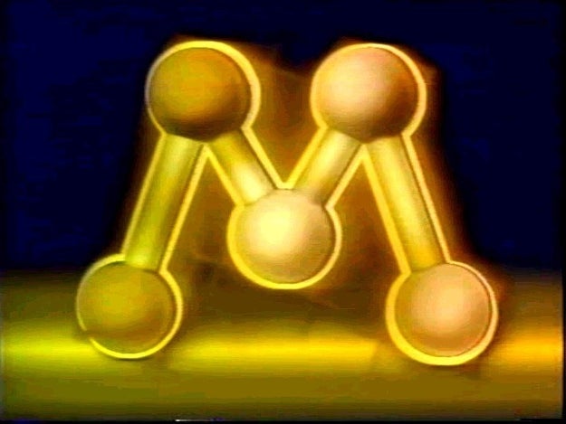 Ou esta outra logomarca de um certo canal de televisão.