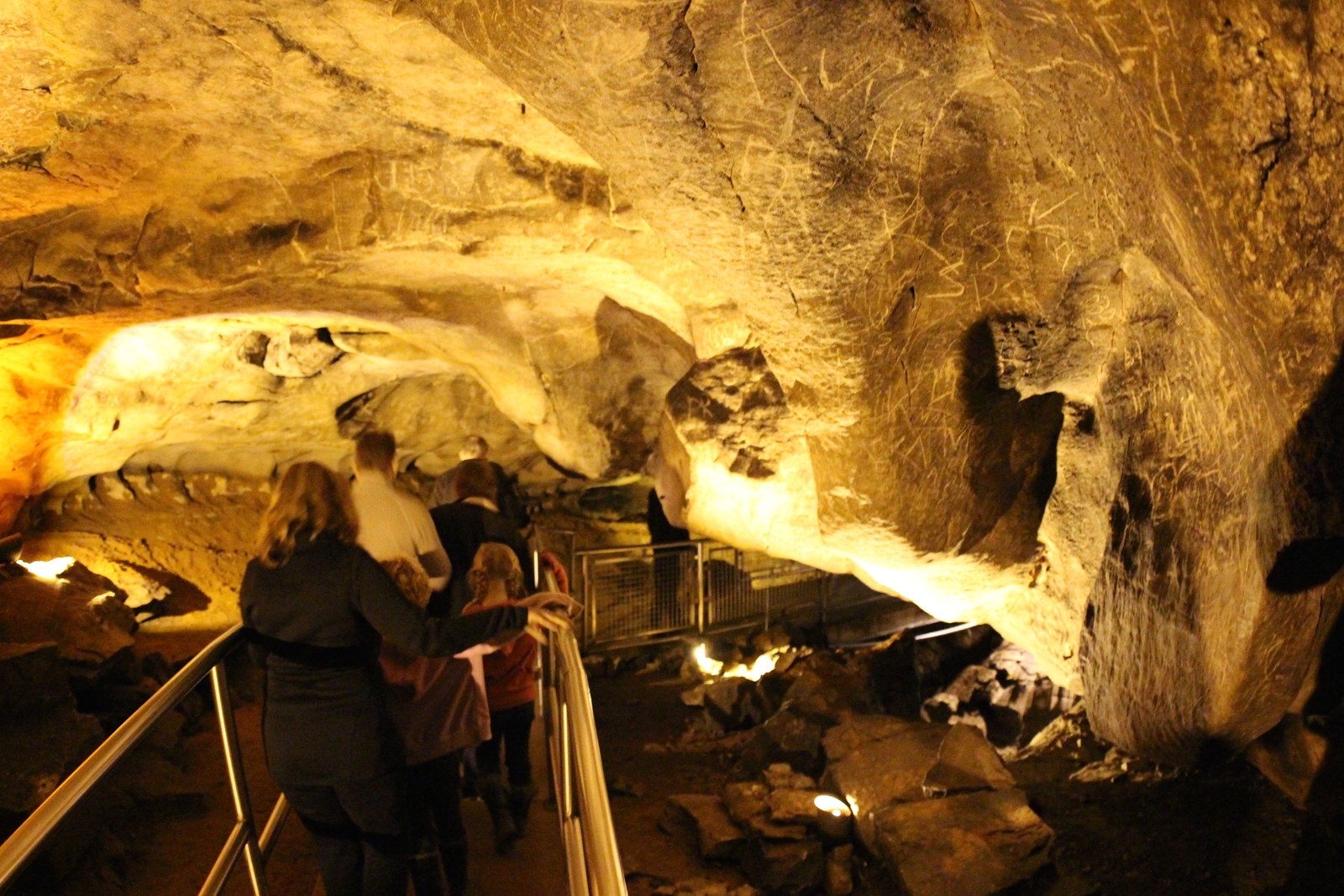 At over 400 miles long, this is the world's longest cave. Amazing underground sights to be seen.