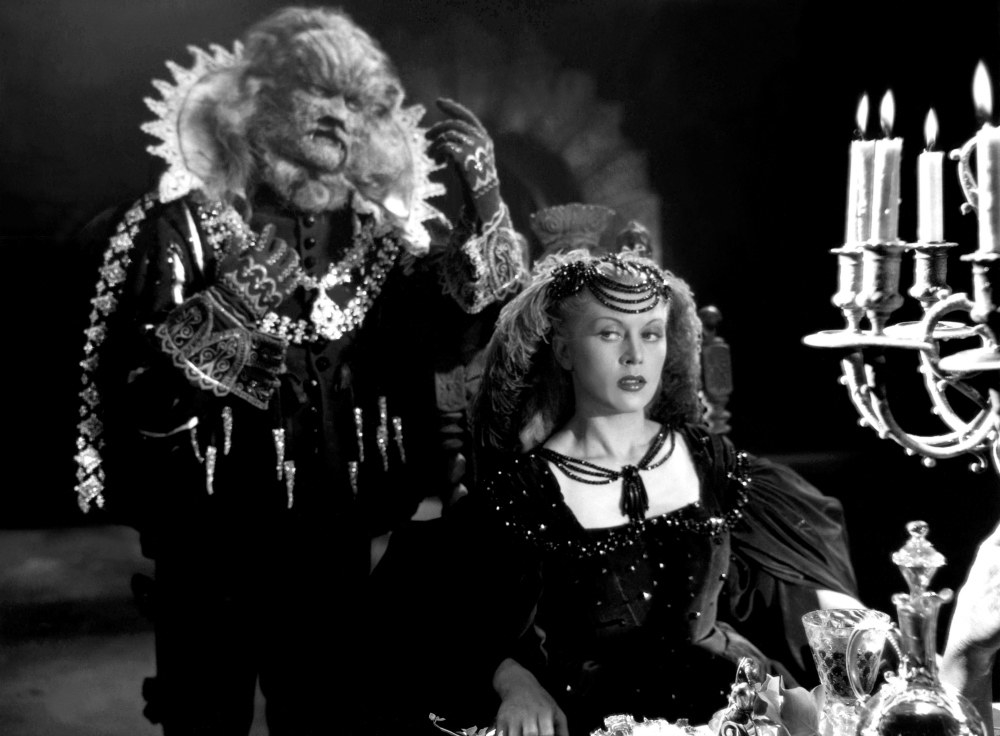 La belle et la bête. Красавица и чудовище Жан Кокто 1946. Красавица и чудовище фильм 1946. Красавица и чудовище с Жаном море. Жан Кокто красавица и чудовище грим.