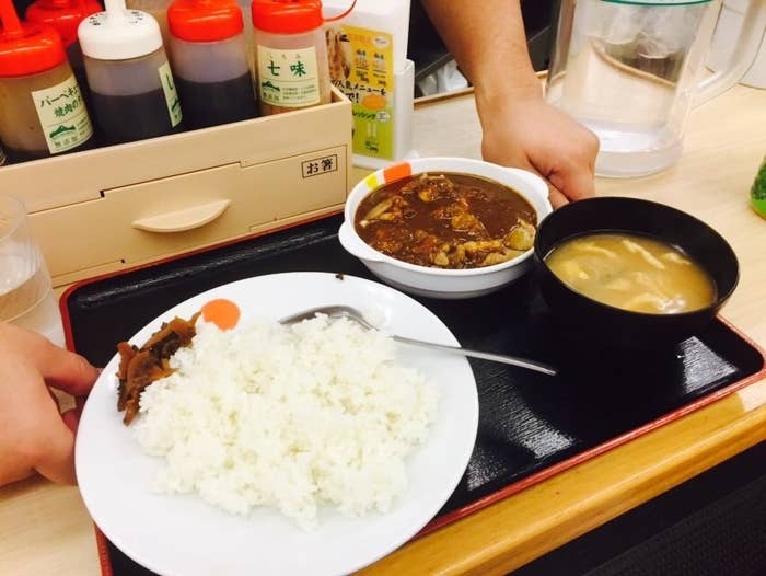 昨年登場したものと中身は同じだという。販促メニューとして関東を中心とした一部店舗、230店に導入されている。期間は3月14日から、3月21日10時まで。わずか1週間だ。来週火曜日までなので食べたい人は忘れないようにしてほしい。