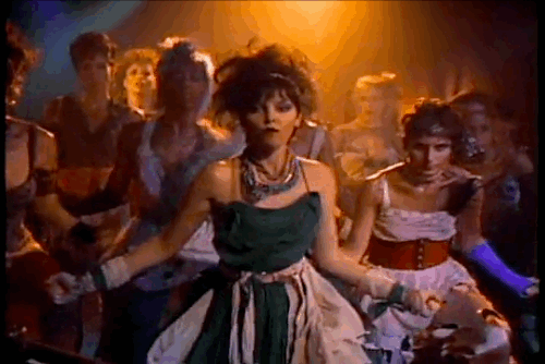 Fer de lance de la scène rock américaine des années 80, Pat Benatar a vendu des millions d'albums et accumulé les récompenses. Ses tubes, quant à eux, lui assurent depuis leur sortie une reconnaissance sans cesse réaffirmée par les nouvelles générations.Titres phares: Hit Me With Your Best Shot, Heartbreaker...