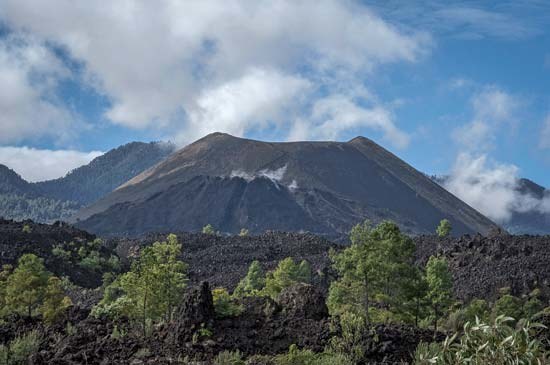 ParĂcutin Volcano, Mexico