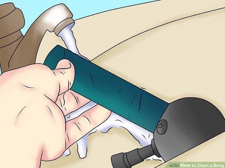 3 Ways to Clean Silicone Bakeware - wikiHow