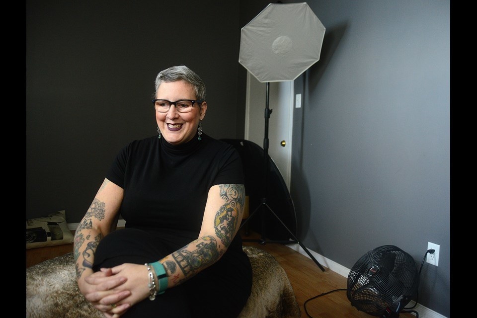 Julia Busato, based out of Guelph, Canada, has been a photographer for over ten years and specializes in Boudoir Photography. She has always been an advocate for body positivity and photographs models of all sizes and from all walks of life. The Mannequin Series is one that celebrates "women who don't want to fit the mold" (physically, mentally, literally or metaphorically) as they pose nude with a generic store mannequin which represents the standard for women.The Mannequin Series was inspired by Tess Holliday's #effyourbeautystandards campaign and has grown to encompass much more than just body positivity. The project has become a platform for people to share their stories, visually, to promote inclusion and representation for people of all walks of life.Attention for this project really picked up after Julia was banned from Facebook for one month due to her images violating Facebook's rules regarding nudity, even though the images have been censored before being put up. As the project has gained momentum, the hate has also picked up and there has been a growing number of negative comments on the photos online. "The negative comments started since January 2016 but as the project has grown, so has the negativity. The images were reported 5-6 days ago.", Julia says.The comments range from racism, misogyny, lack of understanding, hate and, of course, just trolls.Facebook has since said that some of the photos were "accidentally removed" and reinstated a few then proceeded to take them down a day after.Of course, the love for the project outweighs the hate and the album has been shared over almost 300,000 with loves of positive comments and people having been inspired by the project.While most news outlets and websites have focused most of their attention on the haters, the negative feedback and body shaming/positivity, we wanted to touch base with the models and share their stories. This way the project can be shared with the intended message still intact.