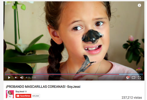 Y esta pequeña niña ya descifró que ser YouTuber es una fructífera profesión.