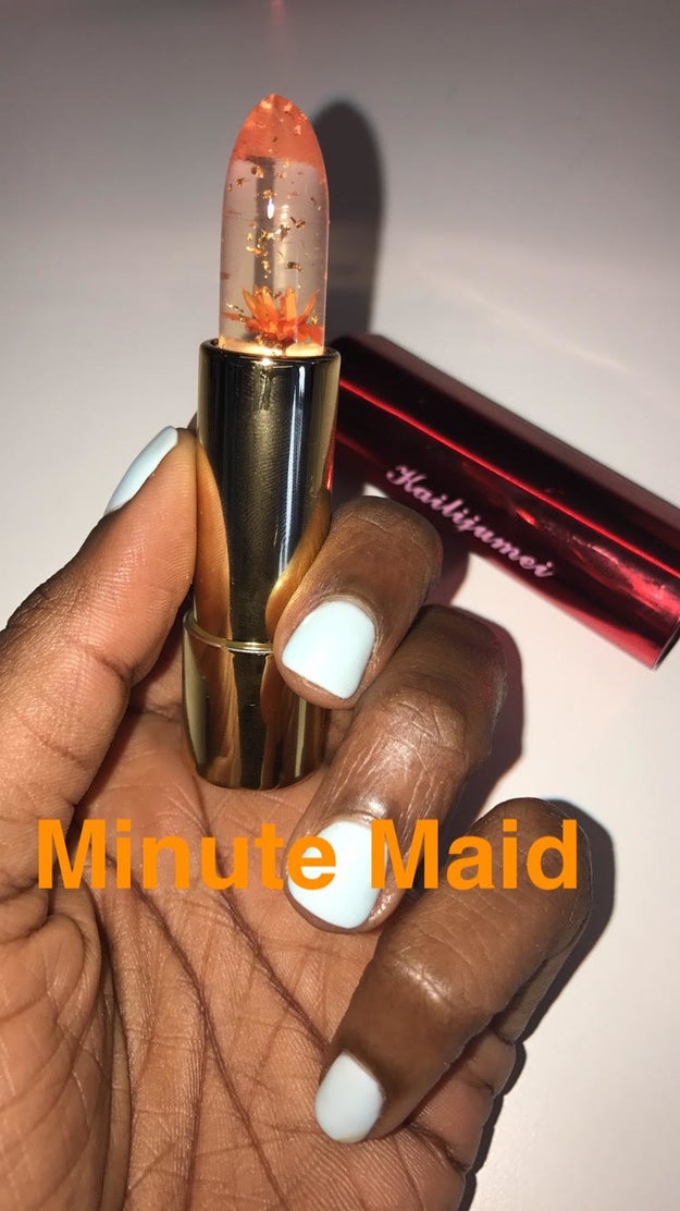 First up was Minute Maid. An orange flower sat at the bottom of the lipstick, and the jelly had a faint orange tint to it. It was cute, in a kiddie way, and looked like something I'd give my 10-year-old niece who's not allowed to wear "real" makeup yet.