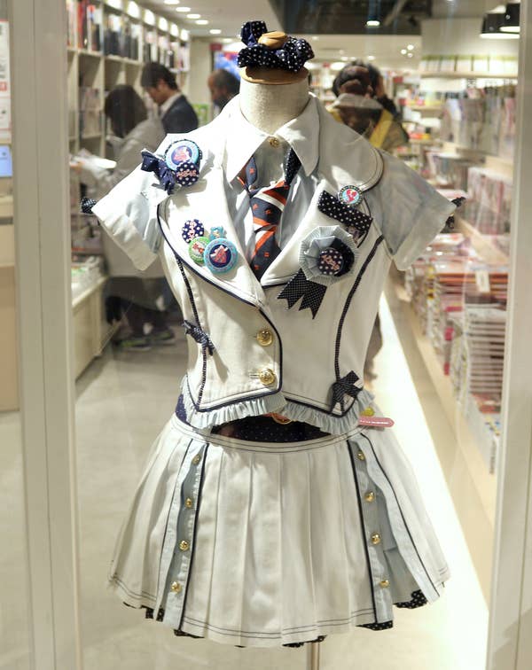 Akb48が作った アイドルらしさ とは 歴代衣装を振り返る