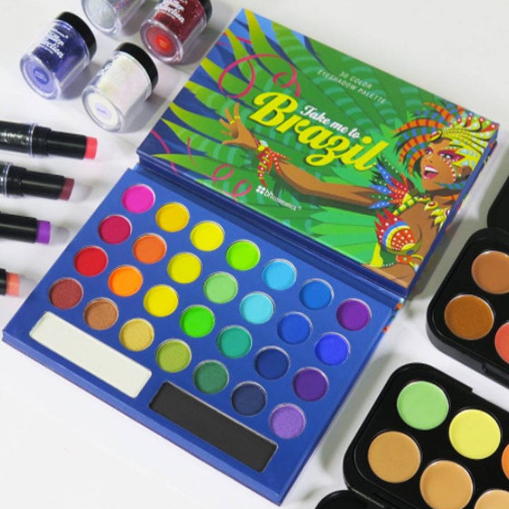 32 Amazing Makeup Palettes That Are Almost Too Pretty To Use