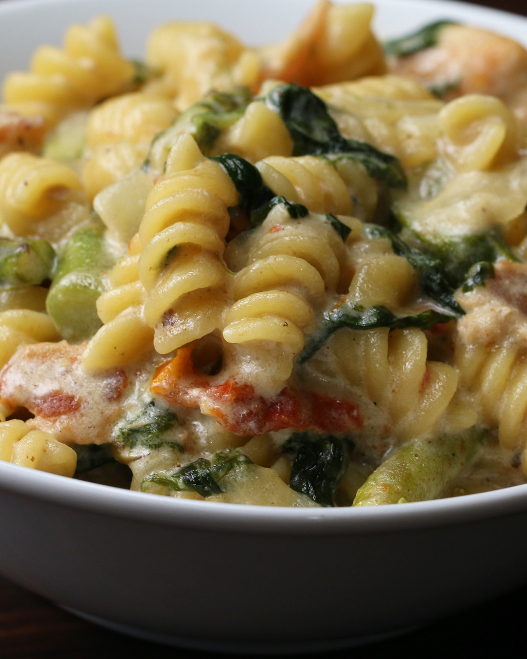 One-Pot Creamy Chicken Bacon Veggie Pasta