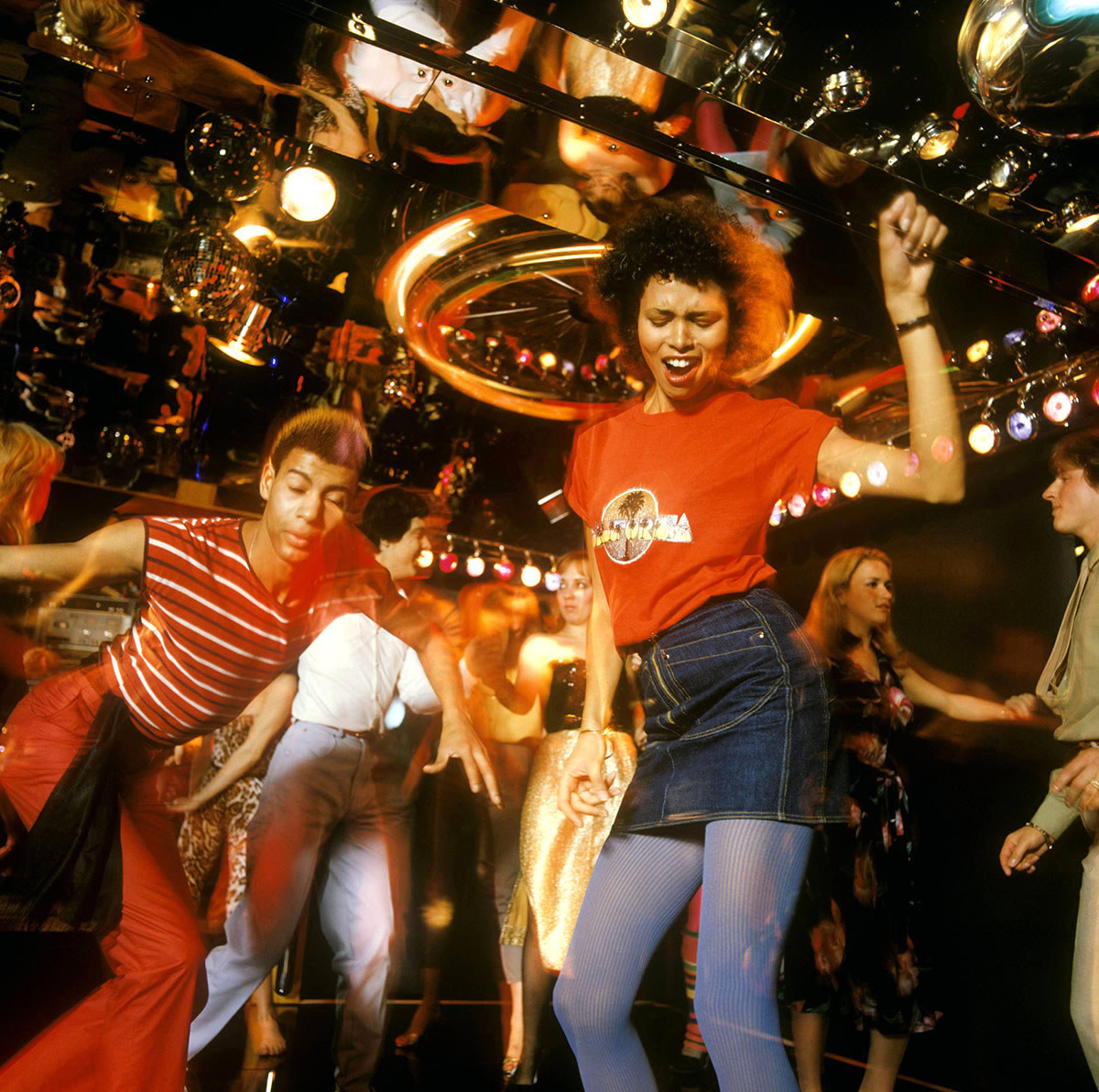 29 Pictures That Show Just How Crazy 1970s Disco Really Was