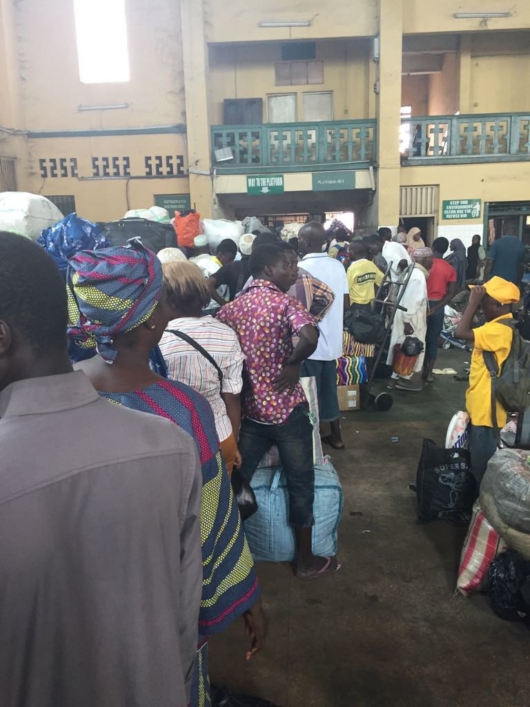 You cannot deal with the long queue and mad-ass rush! It is like nothing you’ve ever seen. The only thing that comes close is the registration queue at the NYSC Iyana-Ipaja camp. You’ll be pushed and stepped on by travellers carrying bags of garri on their head and there is nothing you can do about it.