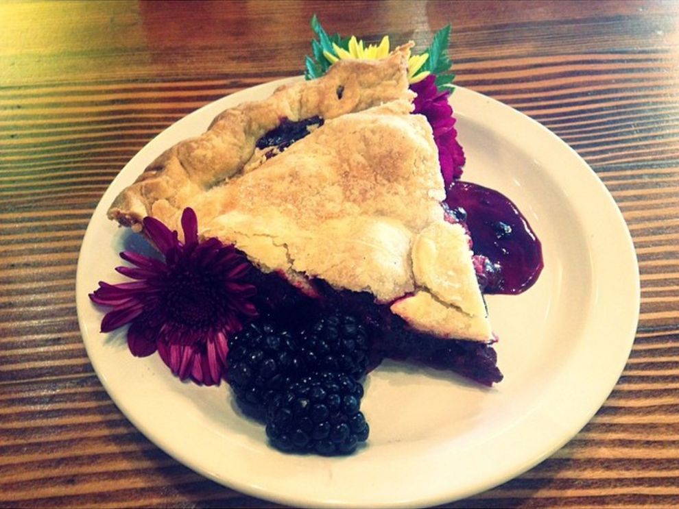 The Best Place To Get Pie In Every State, According To Yelp