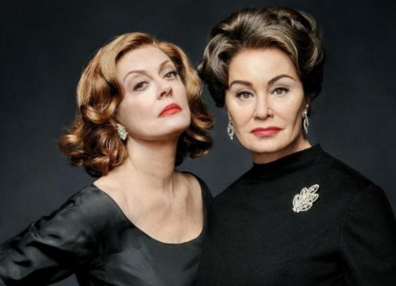 29. Man, these women had some mouths on them. I love it.
30. Well, now I really need to watch Whatever Happened To Baby Jane?31. Bette's house looks like it was decorated by Richard Gilmore.
32. Seriously, where is Stanley Tucci?33. Poor Alfred Molina. No one wants you. 34. STANLEY TUCCI!