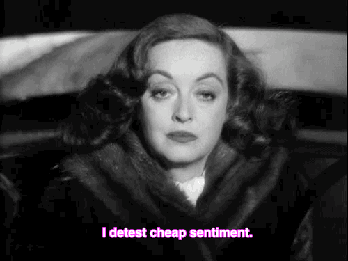 22. Joan Crawford's house is magnificent. Those drapes!23. Alfred Molina, I almost didn't recognize you. 24. Where is Stanley Tucci?25. Ugh, enough already with the Pepsi. 26. Do I need to see Autumn Leaves? 27. I can't even imagine what it would be like to see Bette Davis onstage. 28. There should be an Anti-Feud about how Susan and Jessica became
BFFs on this set. They're friends, right? RIGHT?!