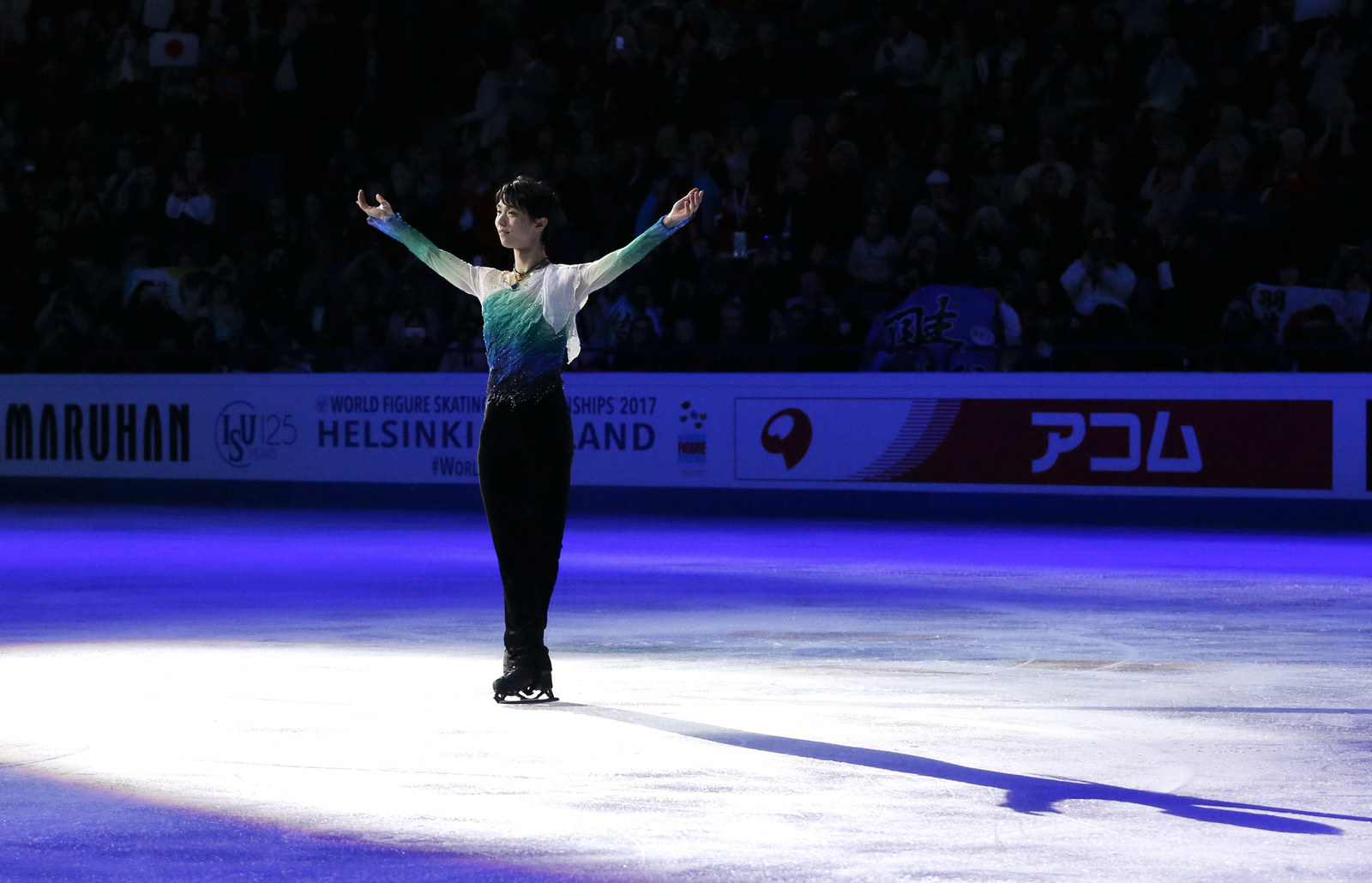 羽生結弦の完璧を超えた完璧な演技に 神 現実がアニメを超えた と驚きの声