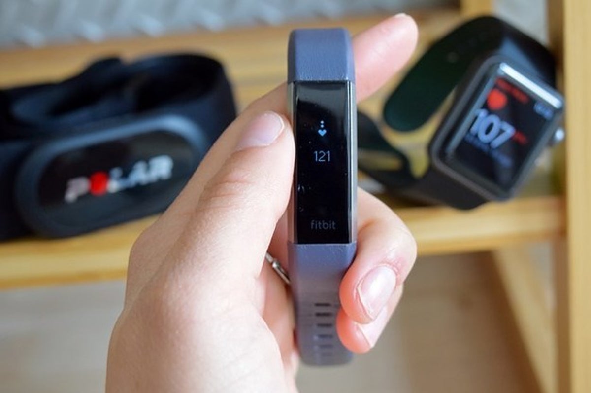 Engager strøm Døde i verden Here's How Accurate The Fitbit Alta HR Actually Is