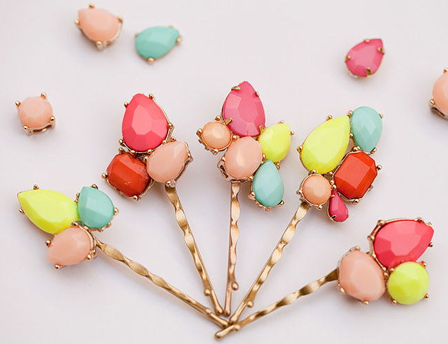As we say goodbye to winter weather, boots and jackets we get to say hello to bright spring colors in our everyday style. Add a POP of color to any outfit with these bright and beautiful bobby pins! Find the step by step instructions here: Inspired by This