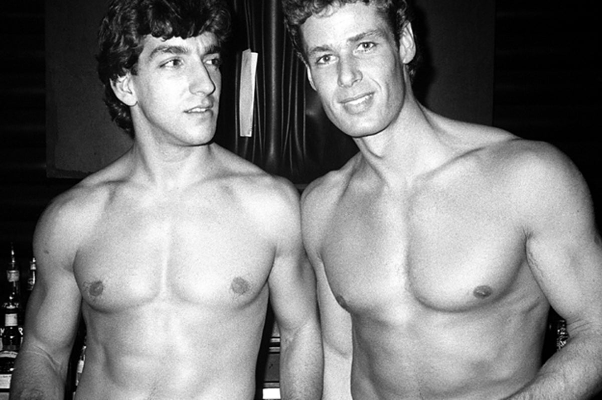 29 Pictures That Show Just How Insane Studio 54 Really Was