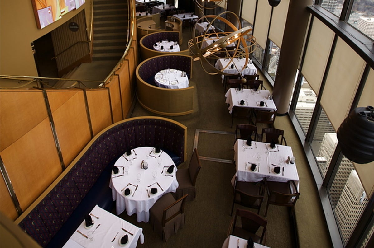 A 5YearOld Boy Was Crushed To Death By A Revolving Restaurant