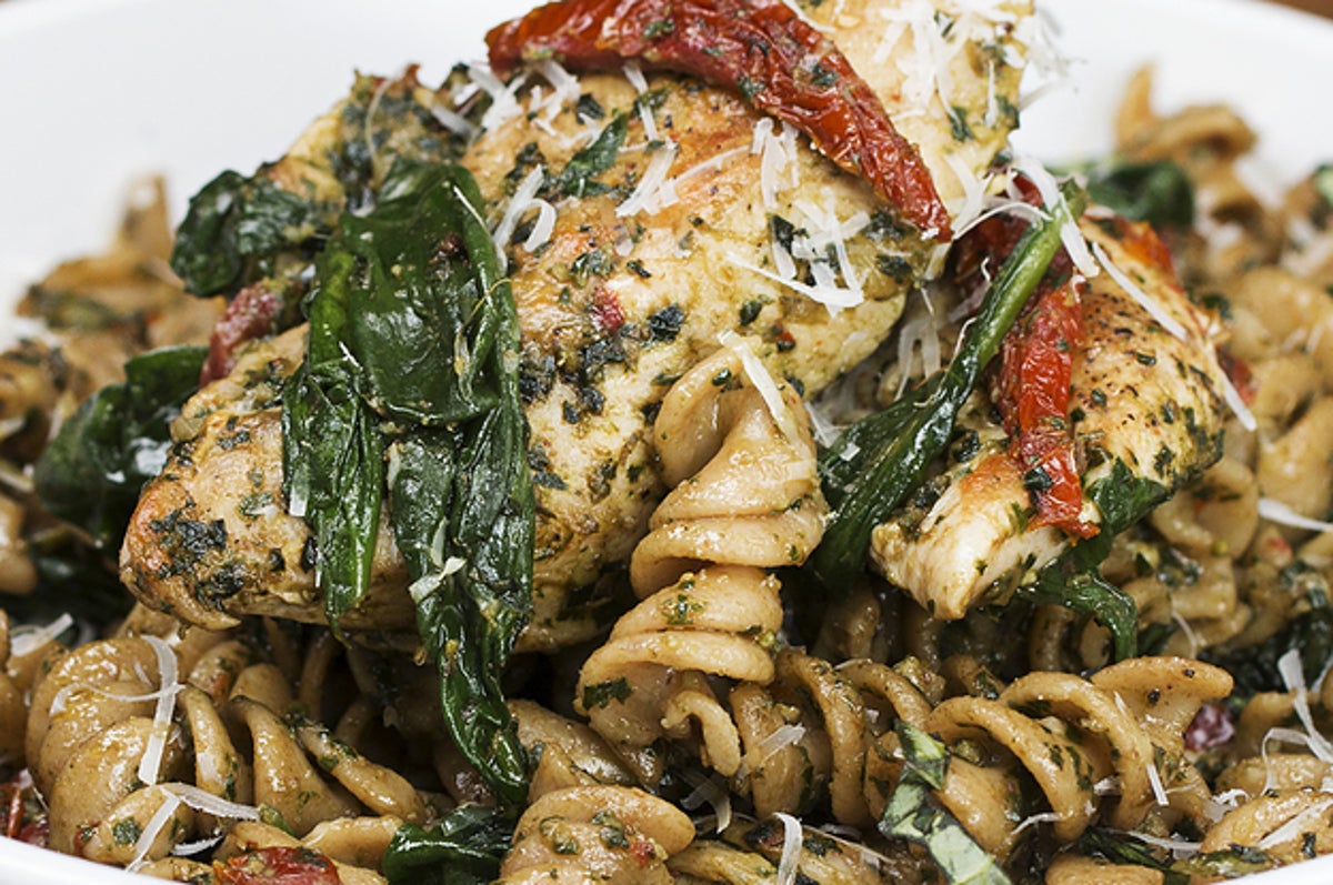 Try This Easy One-Pot Pesto Chicken Pasta This Weekend