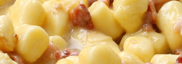 揚げても もち粉で作るニョッキ カルボナーラ