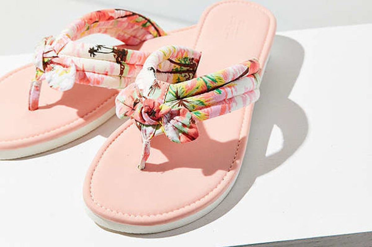 Flip Flops: The Fabulous and Affordable Footwear for Every Occasion —